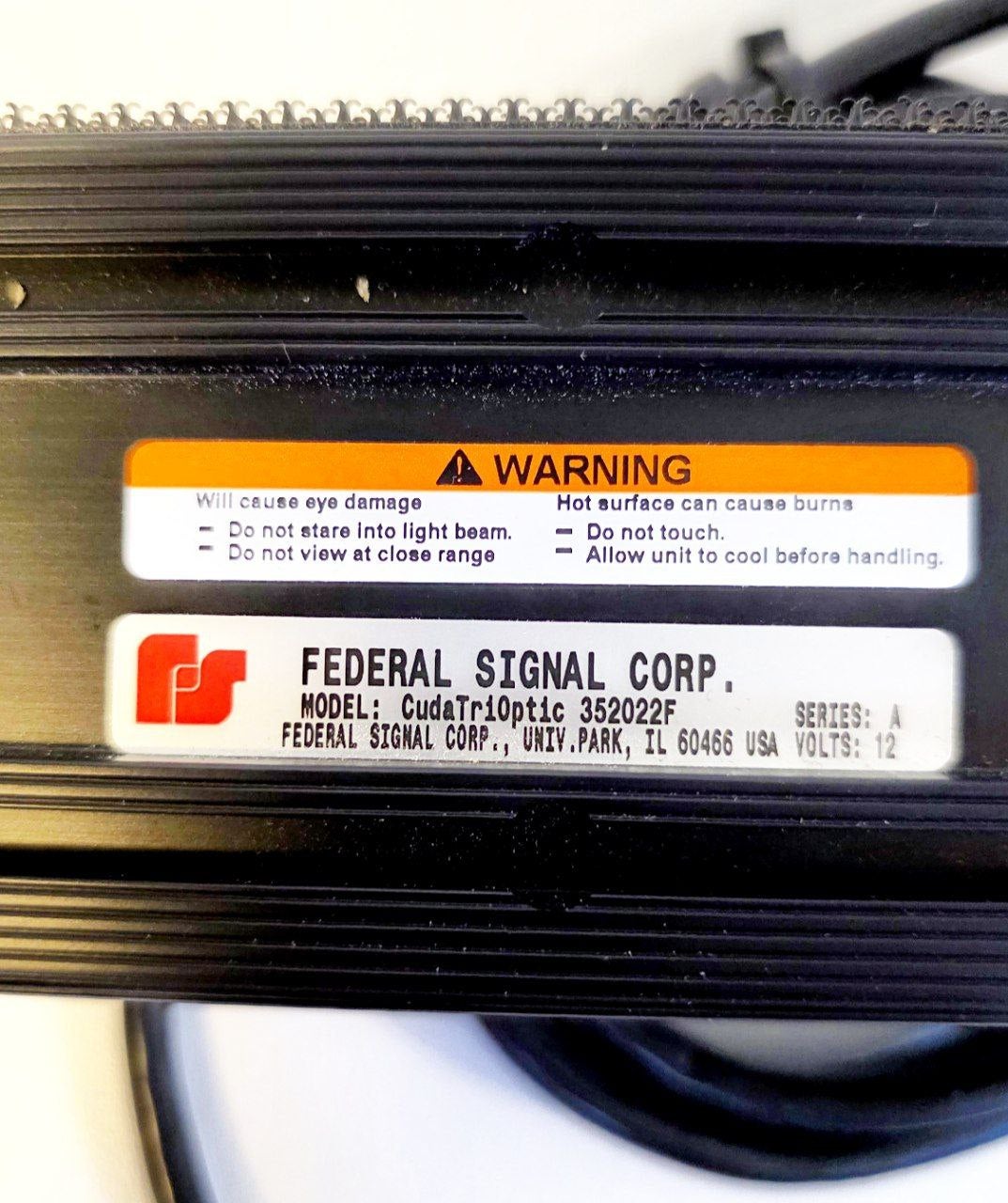 Federal Signal Cuda Trioptic Split Red/Blue USED #OR0011 | Swatara
